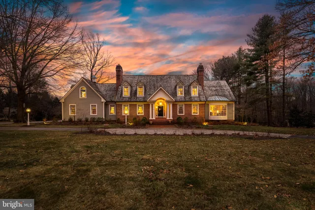 $2,300,000 | 25 Springhill Farm Court, Cockeysville, MD 21030