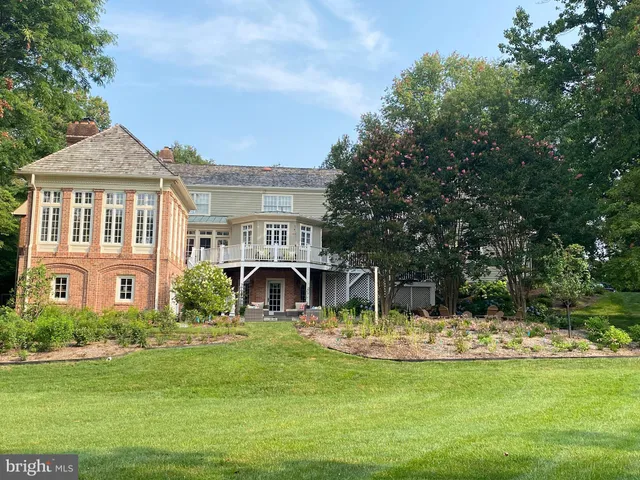 $2,300,000 | 25 Springhill Farm Court, Cockeysville, MD 21030
