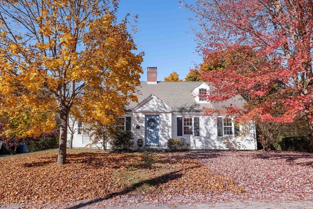 11 Summit Avenue Scituate, MA 02066 - Photo 1 of 27 Gallery Image 1