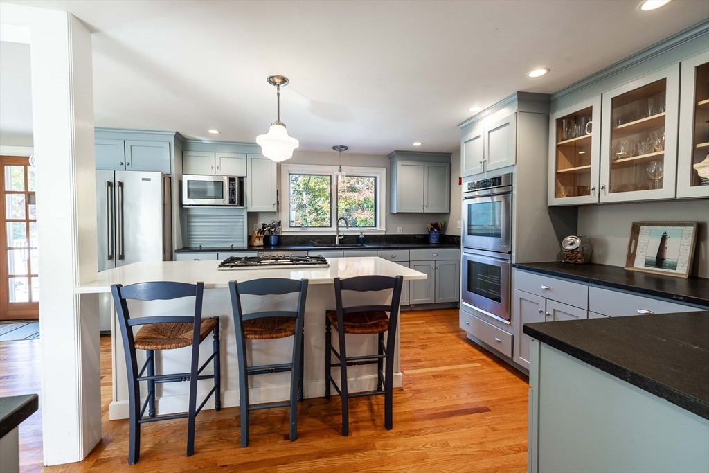11 Summit Avenue Scituate, MA 02066 - Photo 7 of 27 Gallery Image 7