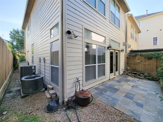 $4,000 | 5514 Feagan Street, Houston, TX 77007