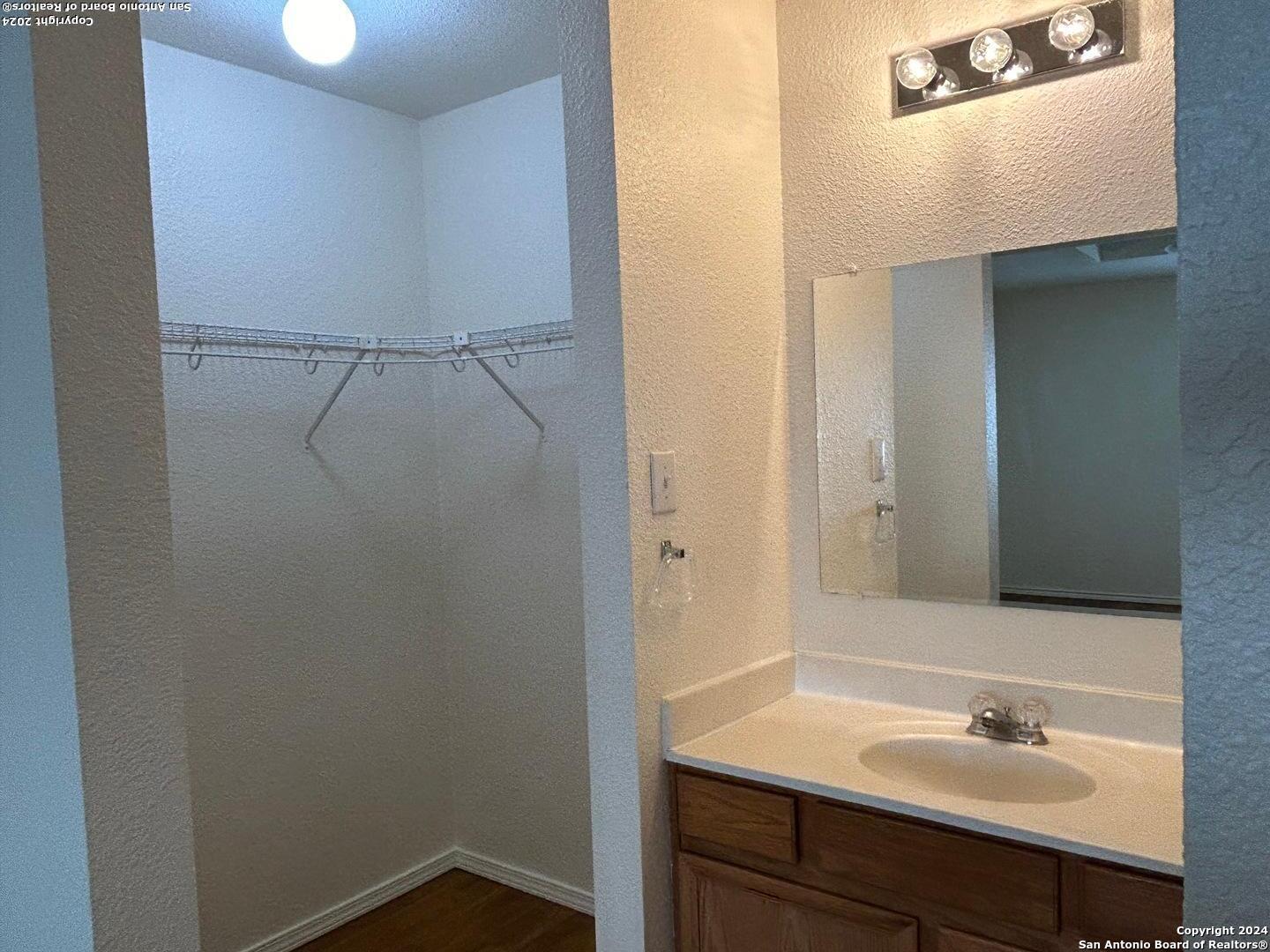 4409 Terra Summit Road San Antonio, TX 78233 - Photo 9 of 11