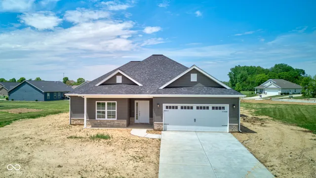 $354,900 | 9182 Mulligan Court, Elwood, IN 46036