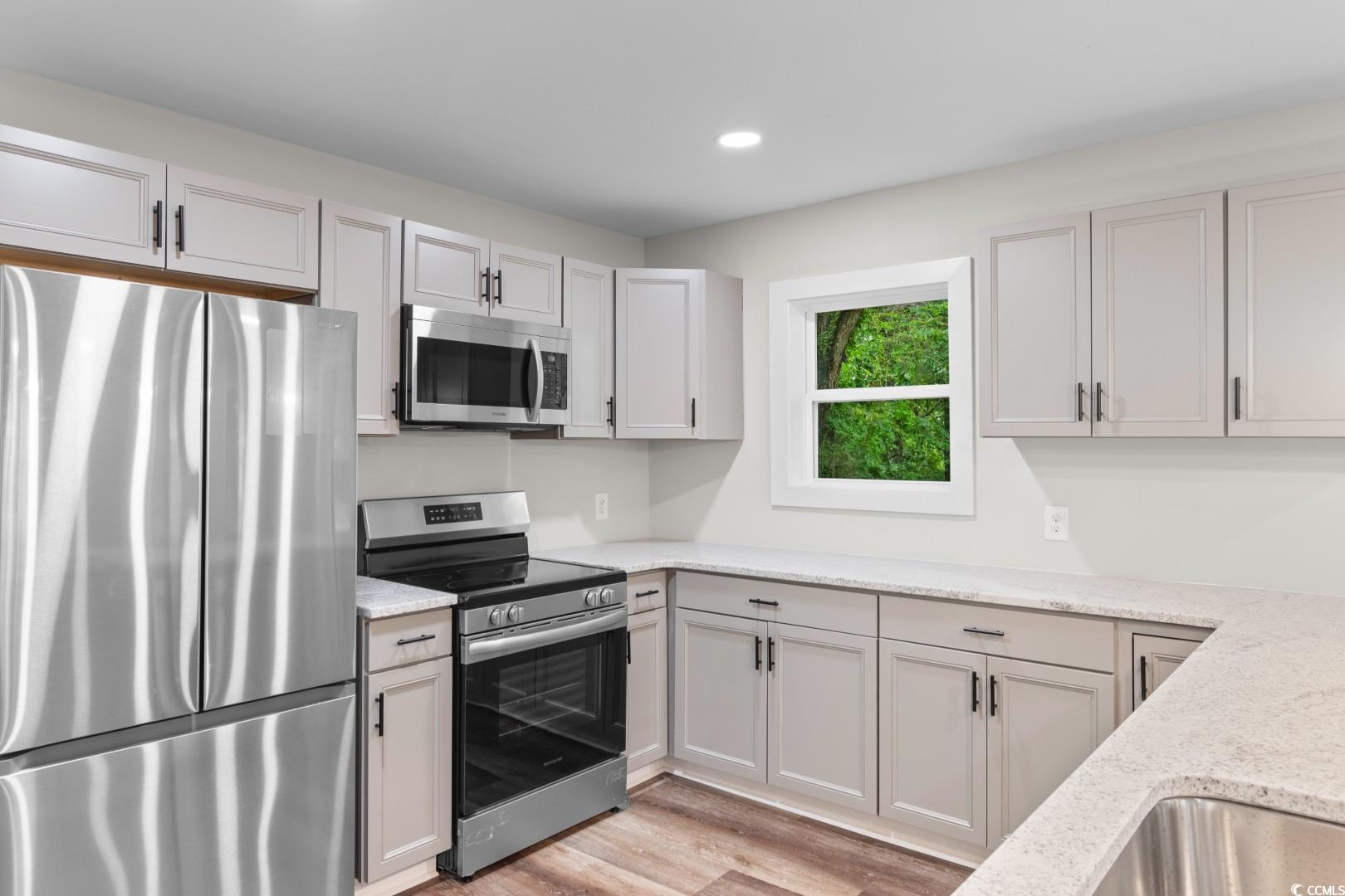 1712 Singleton Street Conway, SC 29527 - Photo 5 of 40