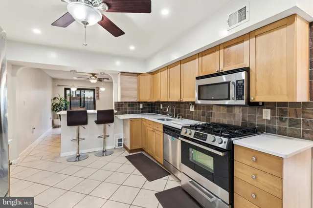 $349,000 | 7641 Laytonia Drive, Gaithersburg, MD 20877