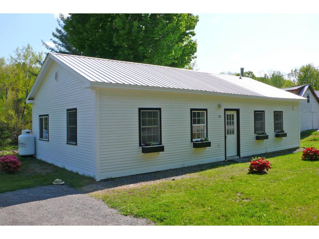 50 Main Street Rockingham, VT 05101 - Photo 3 of 18