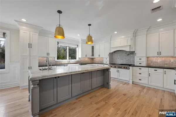 $3,488,800 | 41 Sunset Road, Demarest, NJ 07627