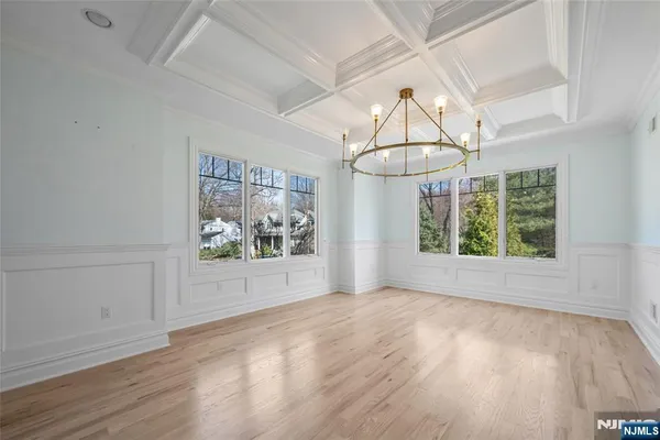 $3,488,800 | 41 Sunset Road, Demarest, NJ 07627