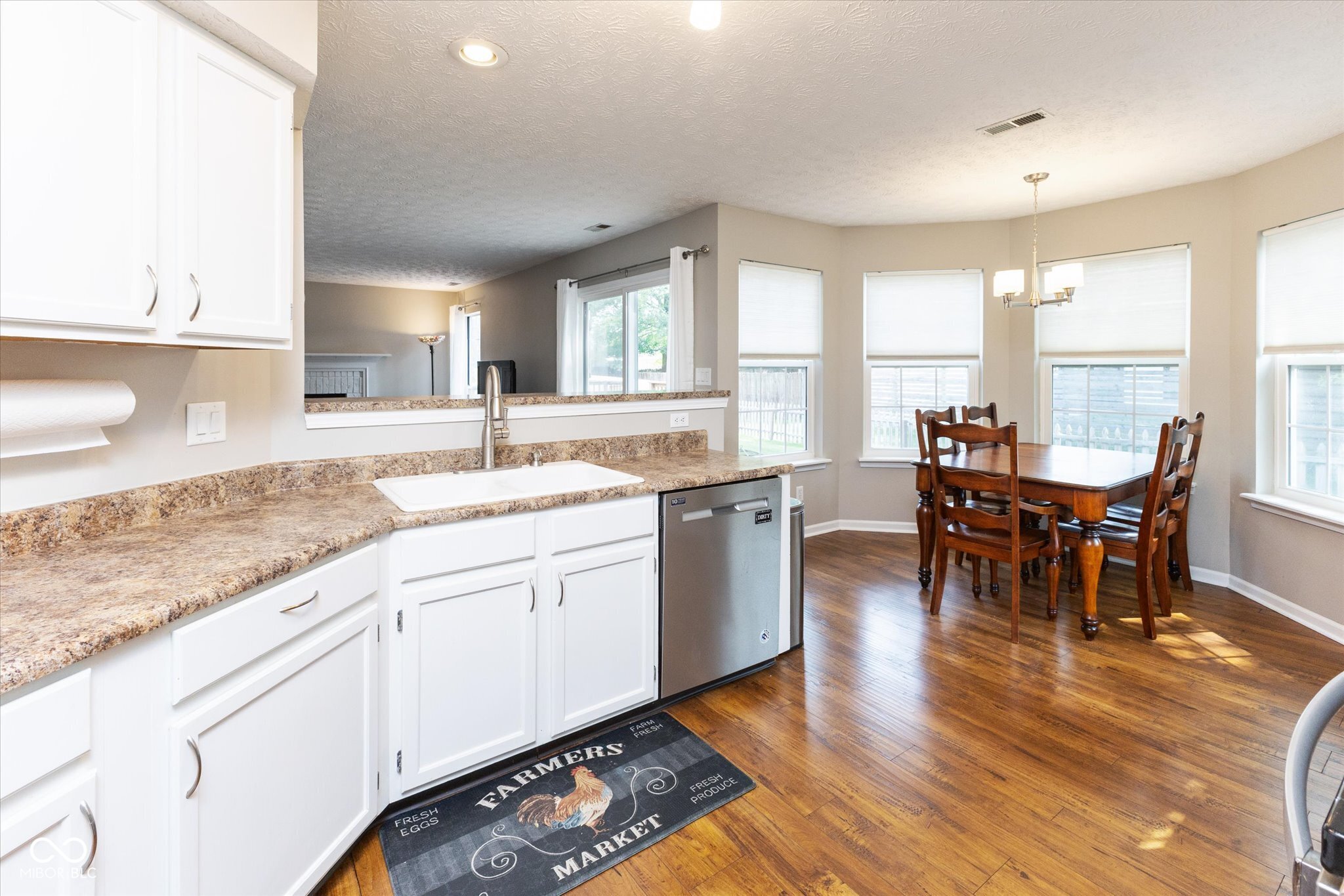 11537 Raleigh Lane Fishers, IN 46038 - Photo 11 of 24 Gallery Image 11