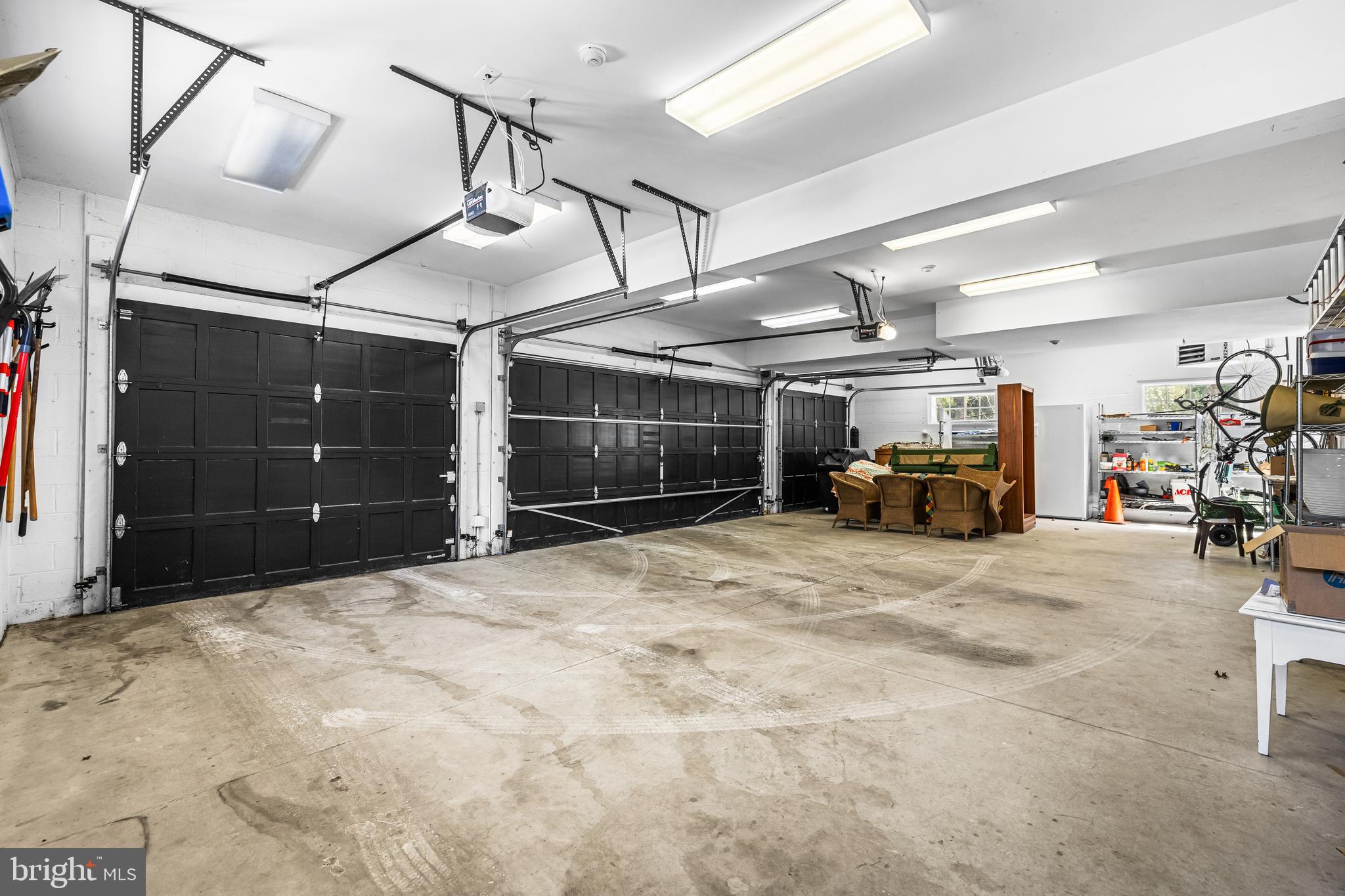 20 Blythewood Road Baltimore, MD 21210 - Photo 74 of 95 Garage