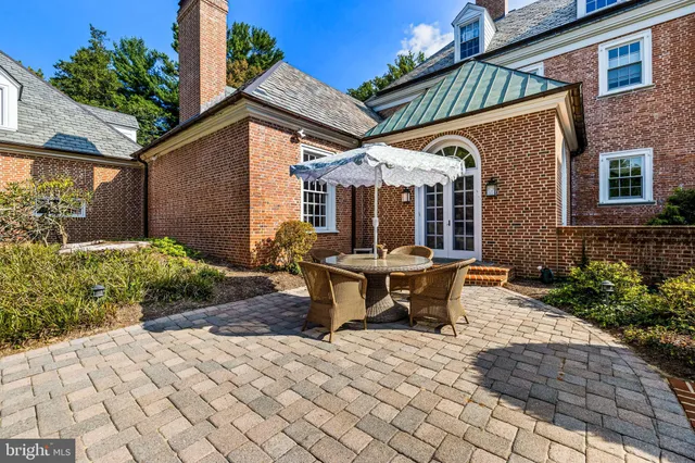 $2,888,800 | 20 Blythewood Road, Baltimore, MD 21210