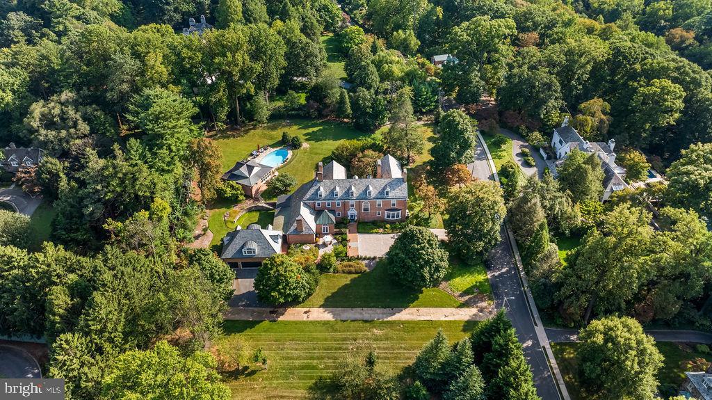 20 Blythewood Road Baltimore, MD 21210 - Photo 94 of 95 an aerial view of residential houses with outdoor space and trees