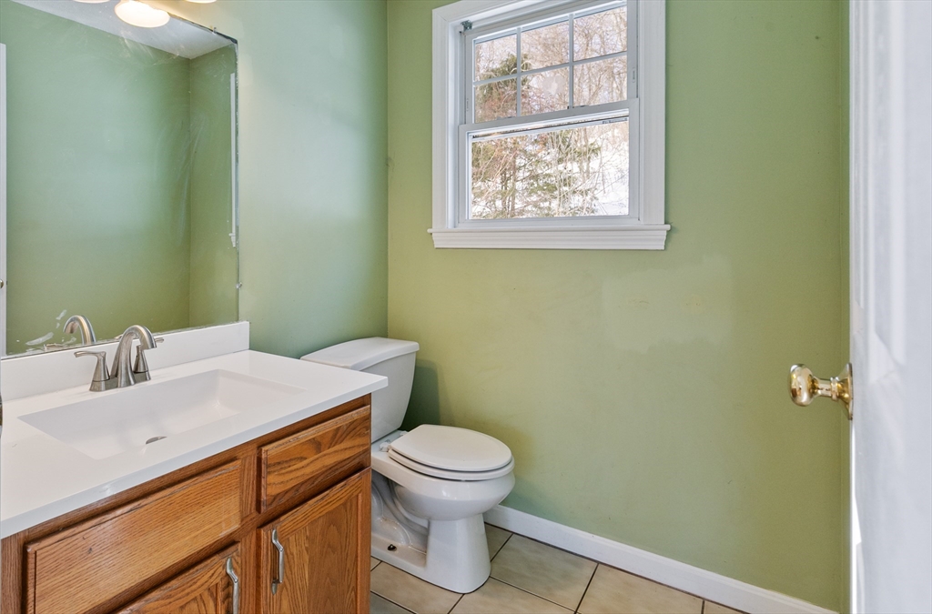 111 Ferry Road, Unit 111 Haverhill, MA 01835 - Photo 7 of 21