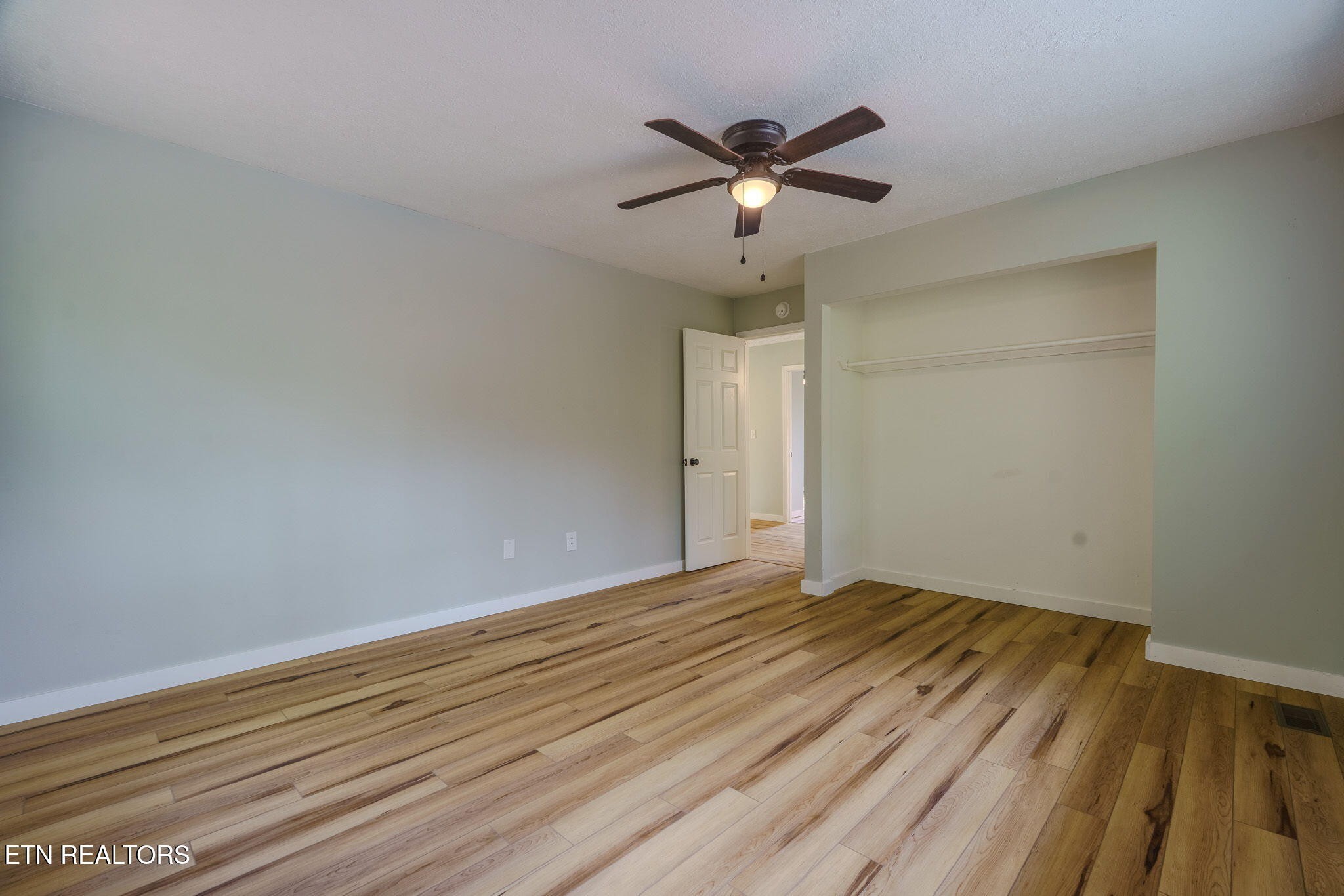 330 Glenn Lane Spring City, TN 37381 - Photo 20 of 34