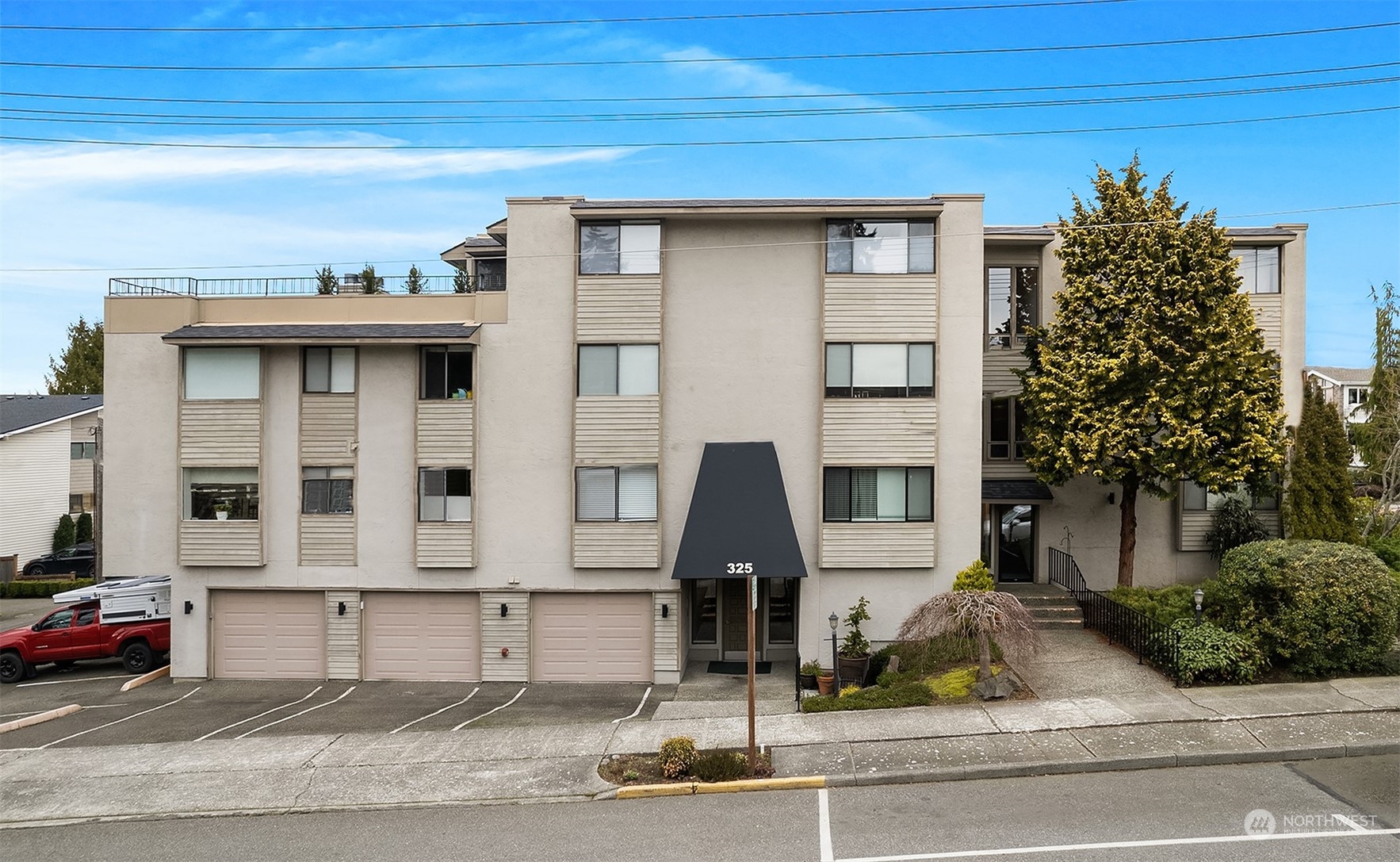 325 Walnut Street, Unit 202 Edmonds, WA 98020 - Photo 1 of 25 Gallery Image 1
