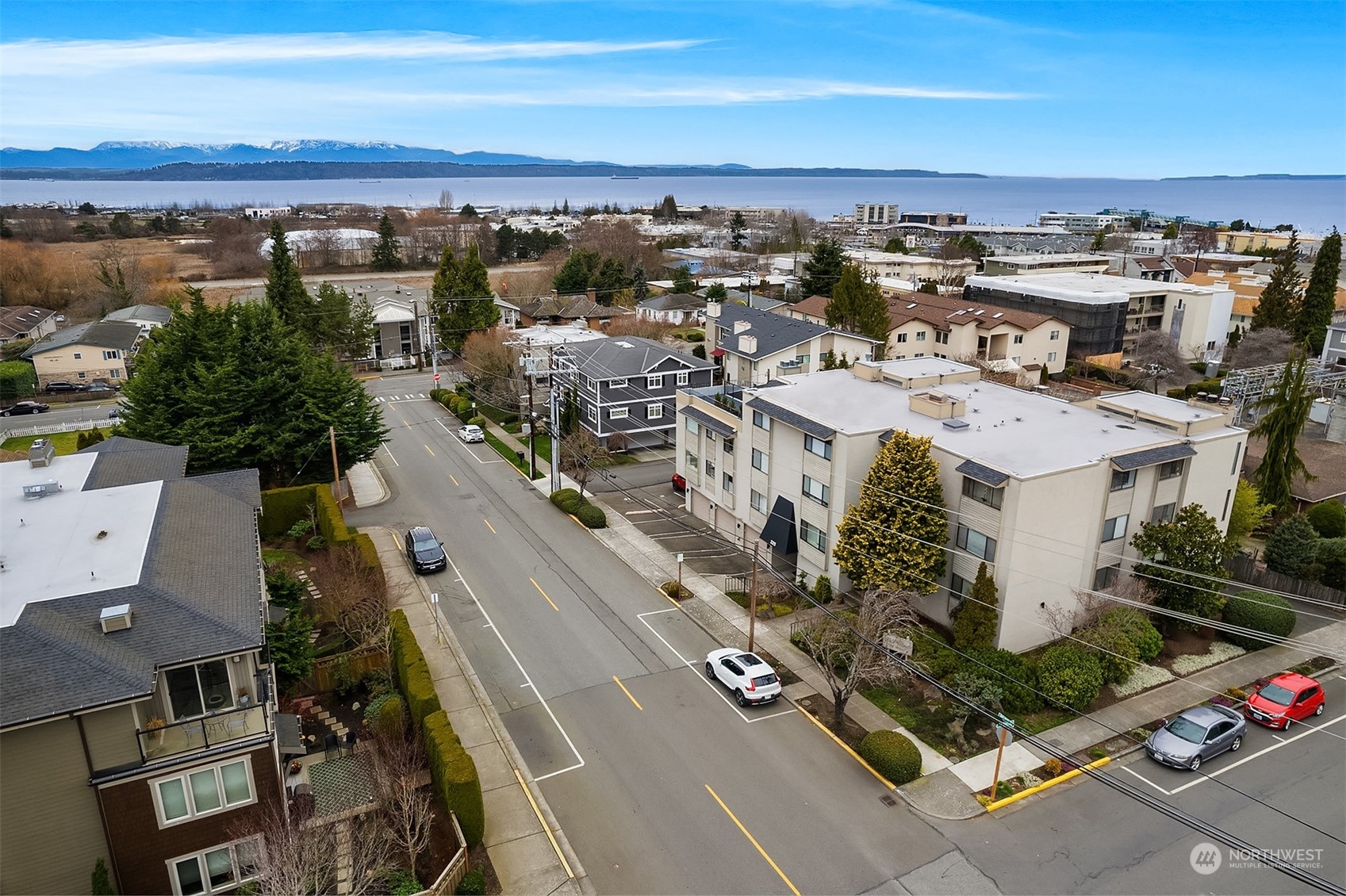 325 Walnut Street, Unit 202 Edmonds, WA 98020 - Photo 24 of 25 Gallery Image 24