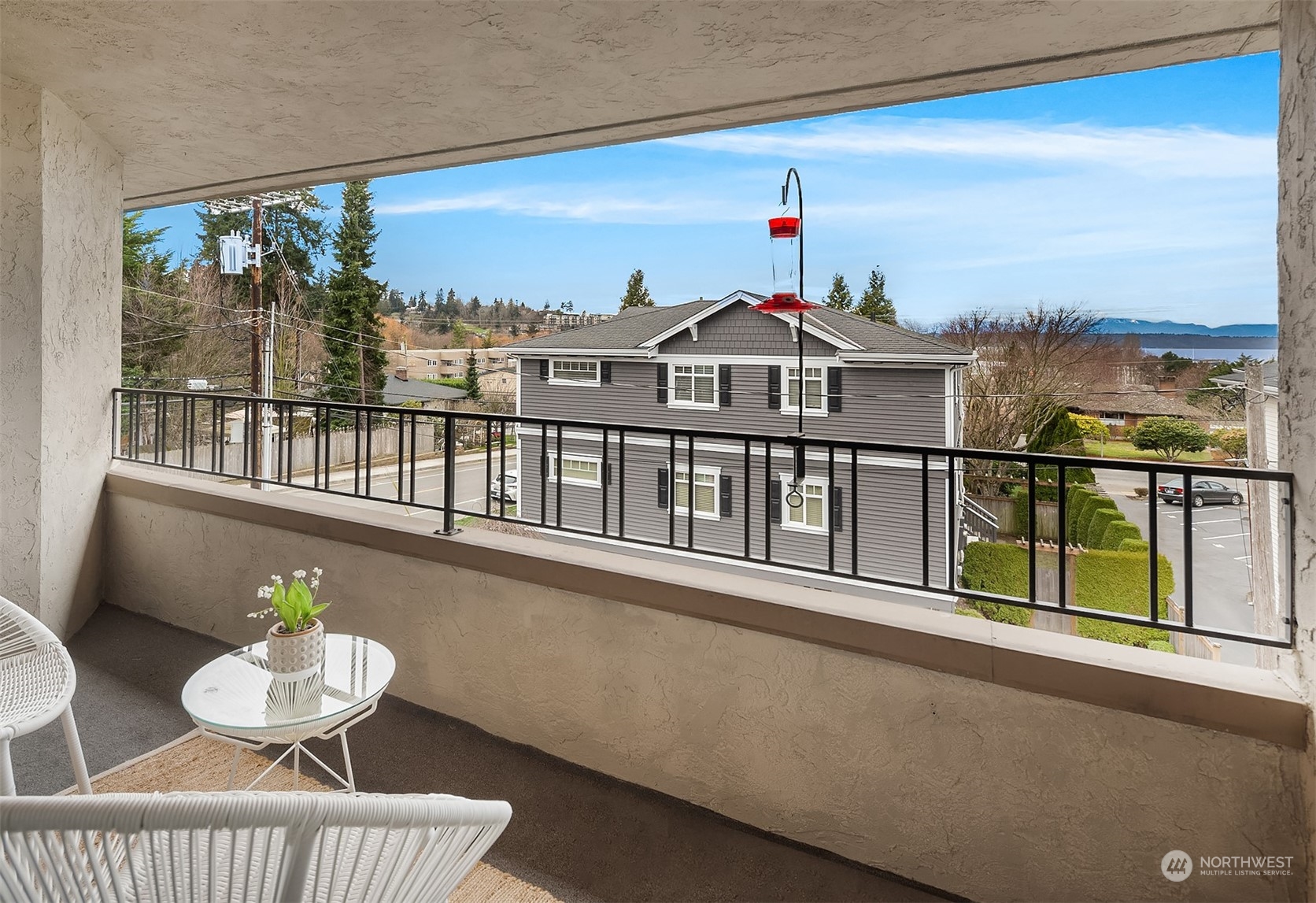 325 Walnut Street, Unit 202 Edmonds, WA 98020 - Photo 9 of 25 Gallery Image 9