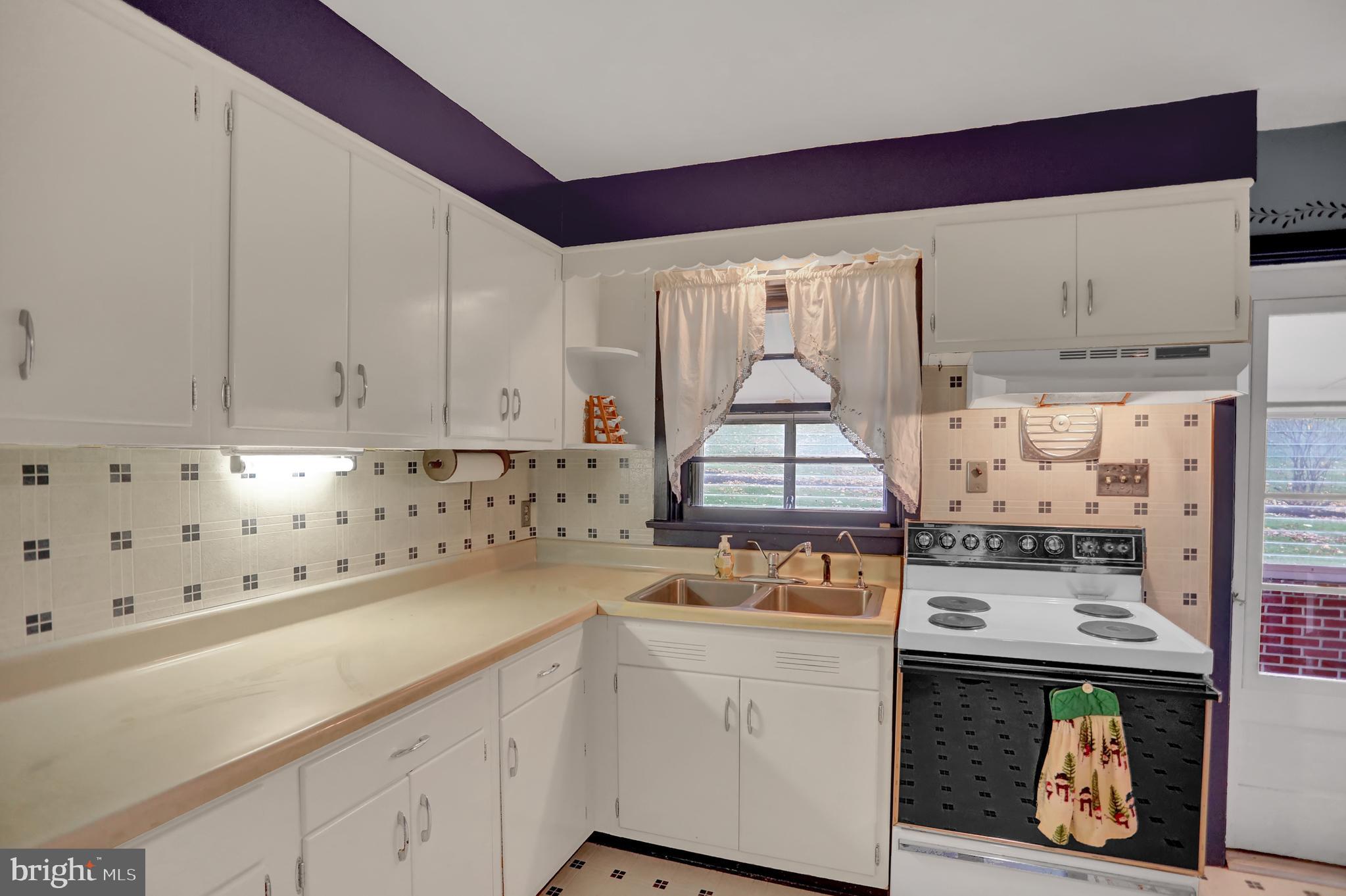 744 Shermans Valley Road New Bloomfield, PA 17068 - Photo 3 of 37 Gallery Image 3