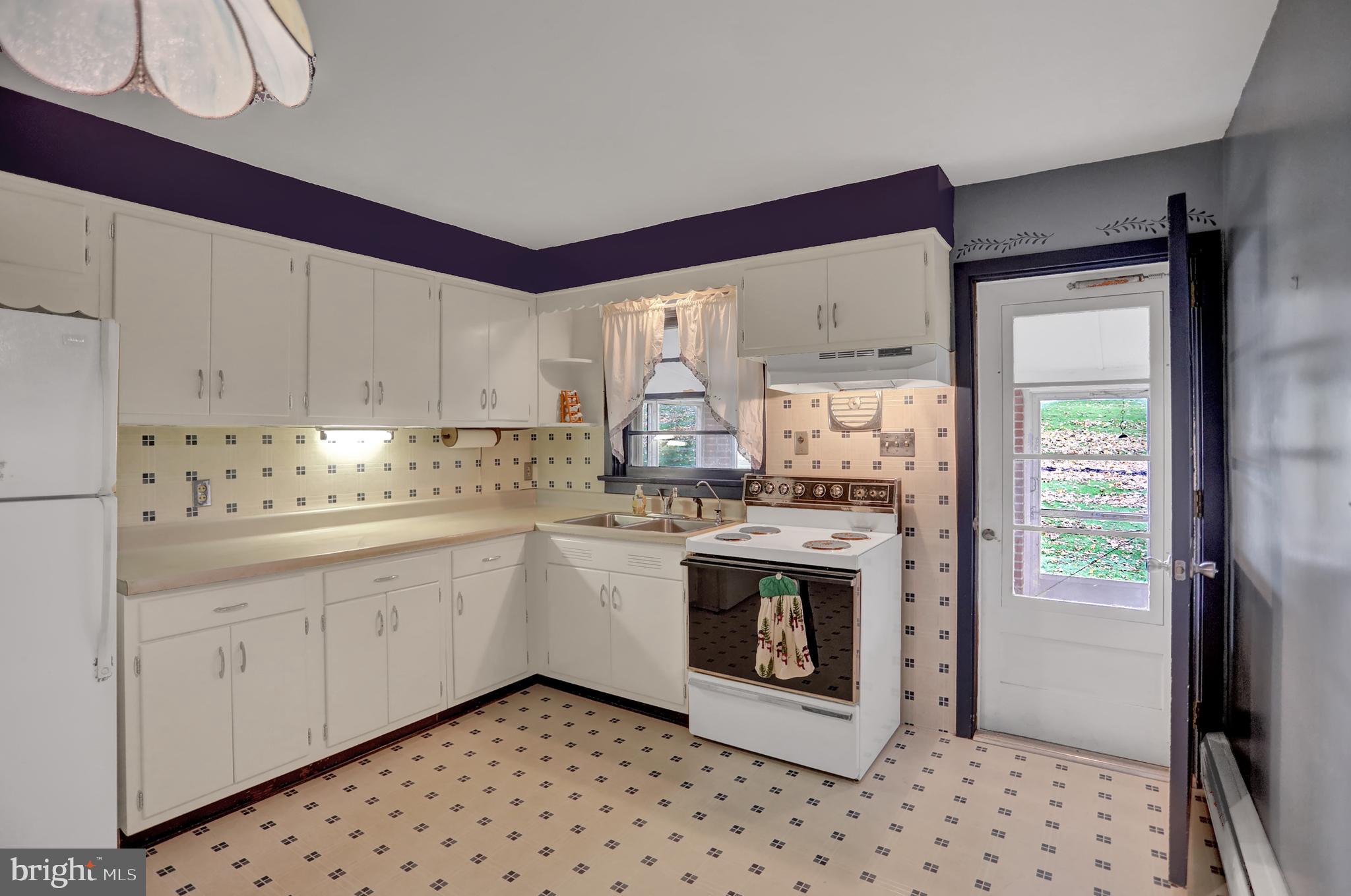 744 Shermans Valley Road New Bloomfield, PA 17068 - Photo 4 of 37 Gallery Image 4