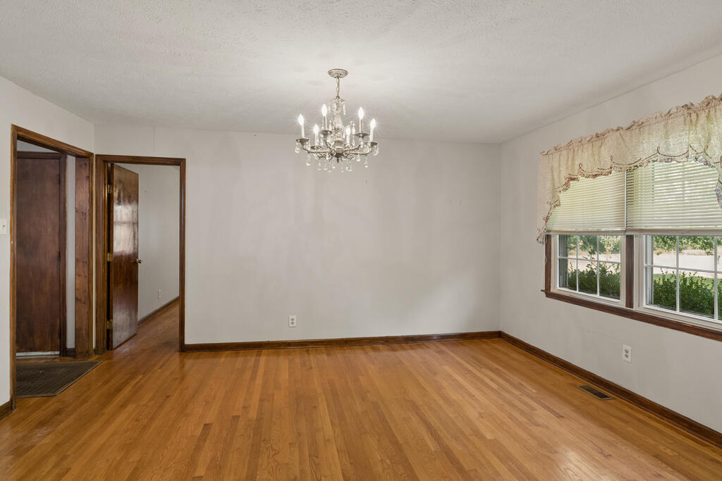 2395 Beulah Road Madisonville, KY 42431 - Photo 26 of 31 Gallery Image 26