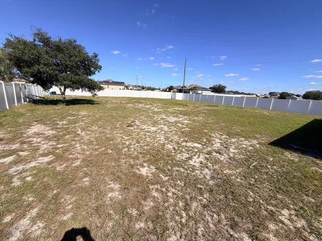 a view of an ocean from a yard