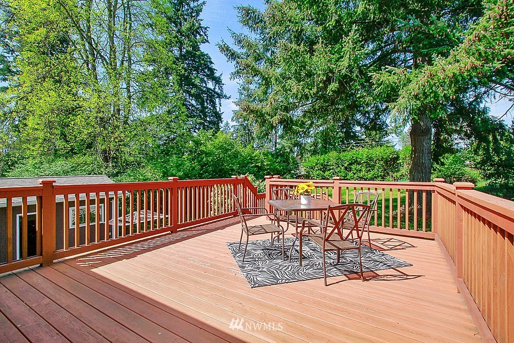 12642 Southeast 161st Street Renton, WA 98058 - Photo 8 of 21 Gallery Image 8