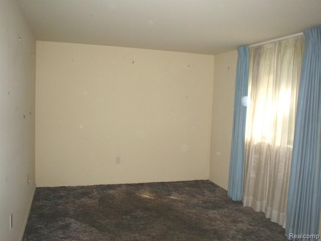 6280 Shappie Road Clarkston, MI 48348 - Photo 18 of 20 SHAPPIE BR LOWER LEVEL.JPG