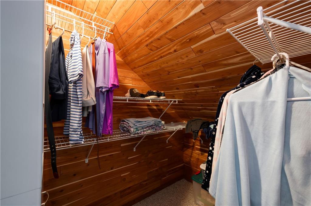 3871 Green Valley Road Pittsburgh, PA 15235 - Photo 26 of 50 Upper Bedroom 2 Closet