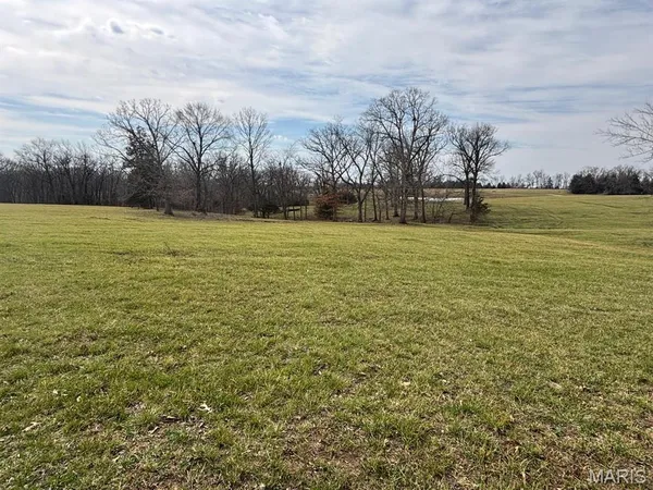 $79,900 | 2 Running Deer Lane, Monroe City, MO 63456
