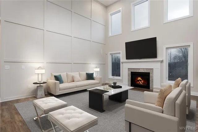 $779,900 | 36 Fieldstream Lane, Lancaster, NY 14086