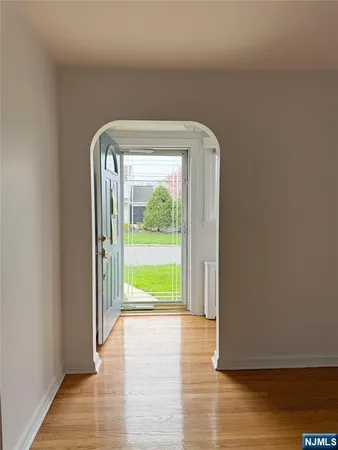 a view of empty room with window