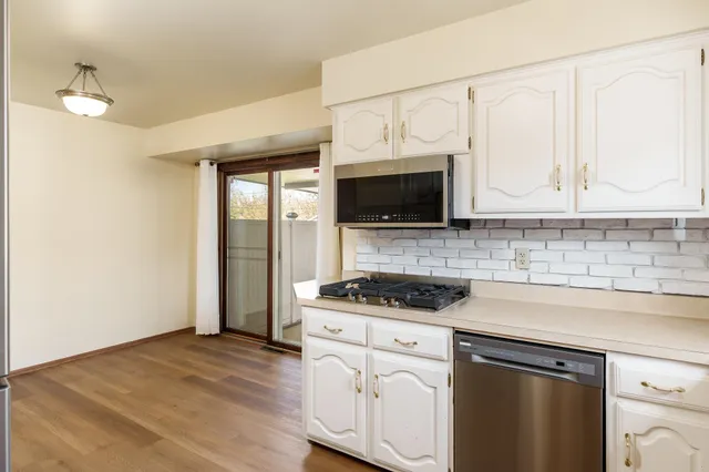 $189,500 | 3332 Wesleyan Avenue, Rockford, IL 61108