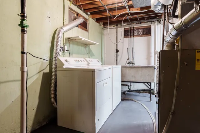 $189,500 | 3332 Wesleyan Avenue, Rockford, IL 61108