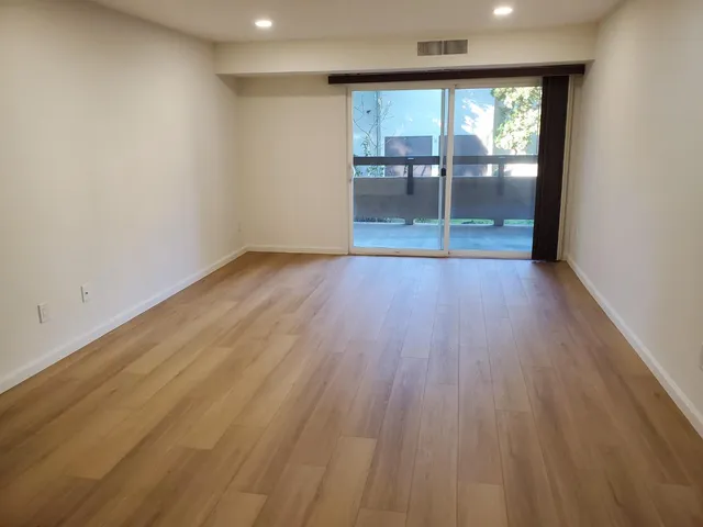 $420,000 | 281 Tradewinds Drive, Unit 5, San Jose, CA 95123