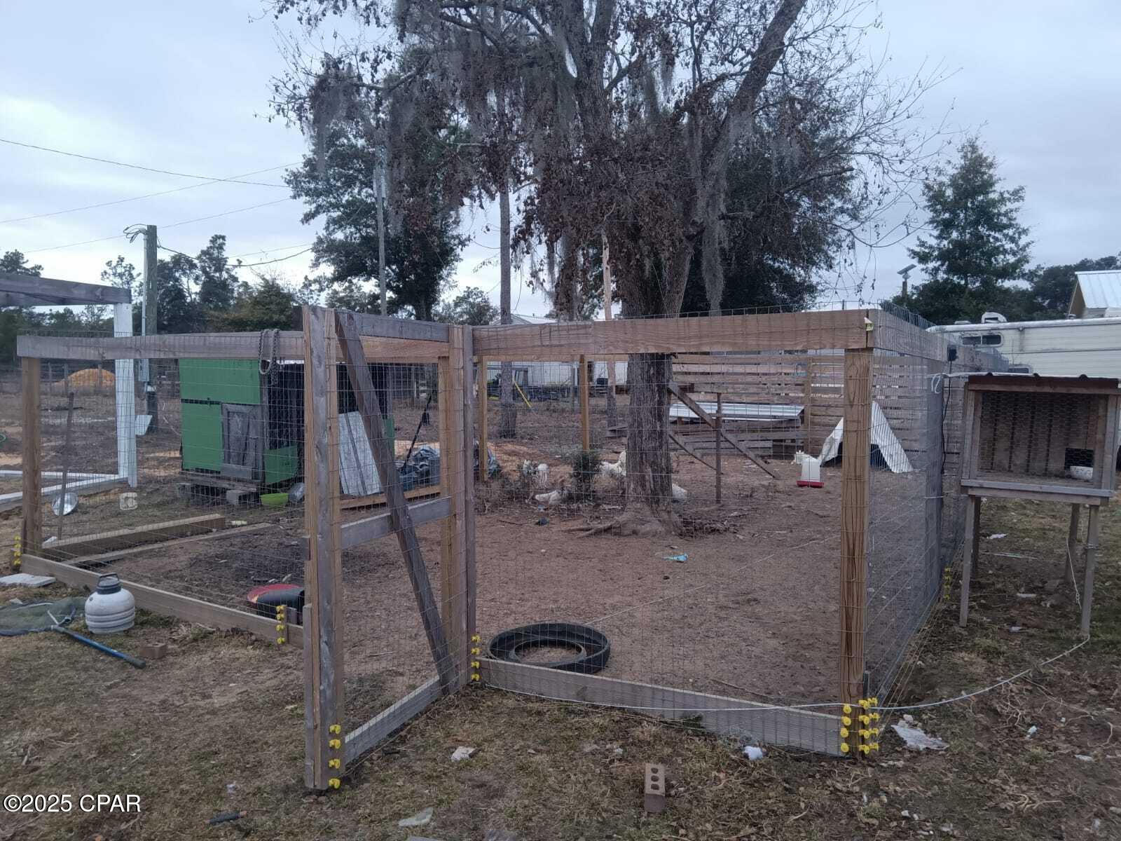 10933 Lawrence Road Fountain, FL 32438 - Photo 14 of 24