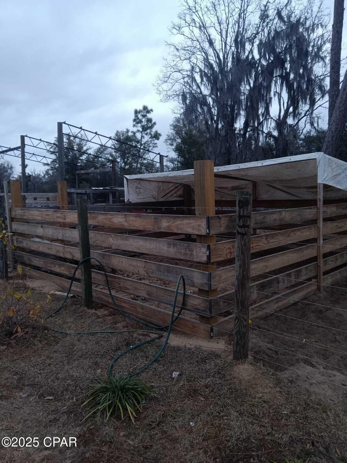 10933 Lawrence Road Fountain, FL 32438 - Photo 4 of 24