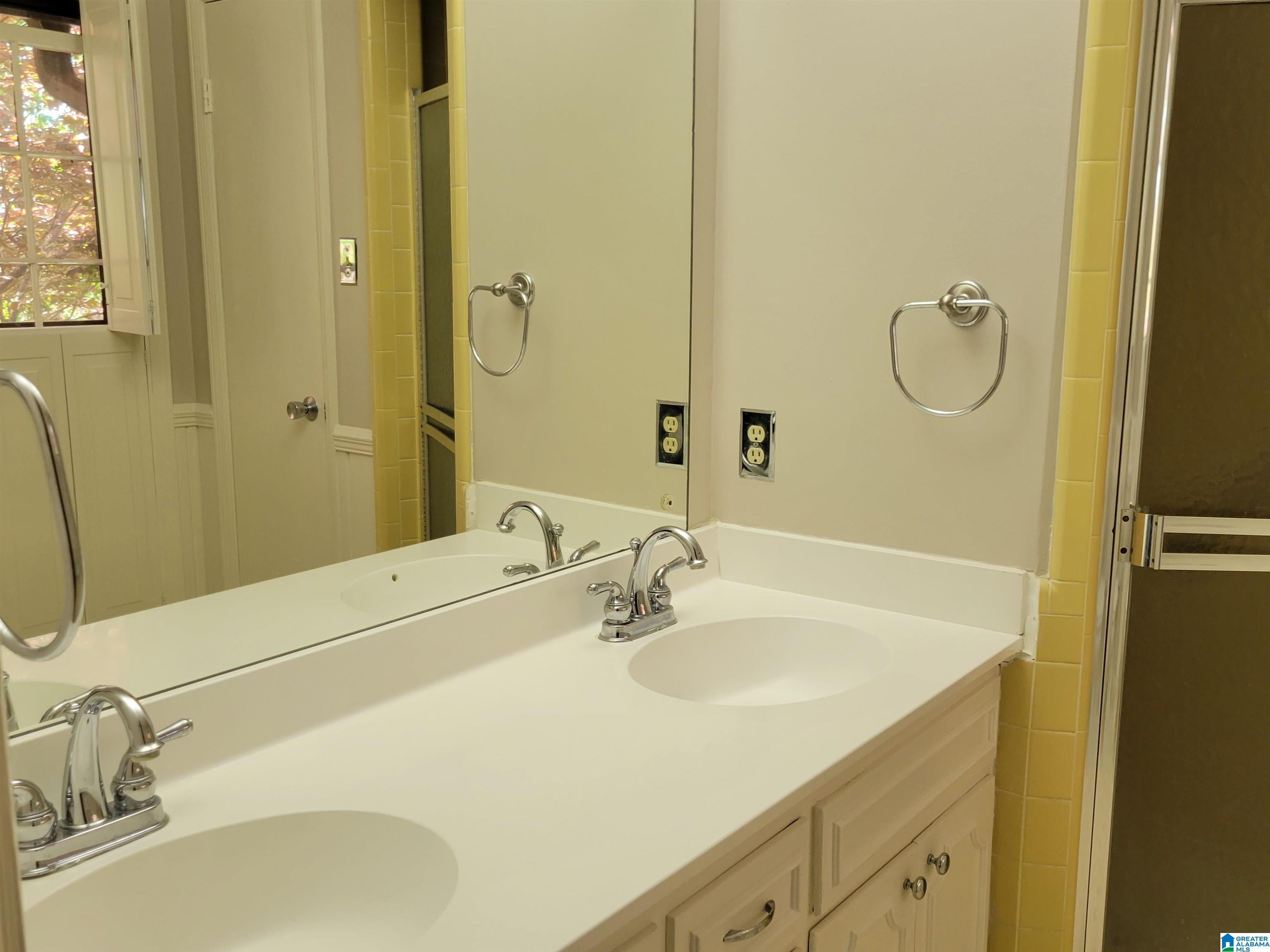 3045 Ryecroft Road Birmingham, AL 35223 - Photo 16 of 32