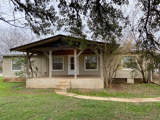 $1,750 | 1581 Farm To Market 1626, Buda, TX 78610
