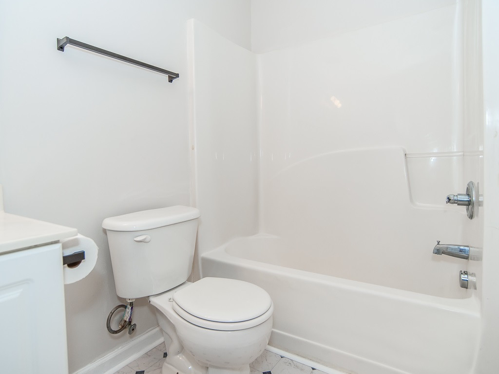 3824 Pin Oak Road Raleigh, NC 27604 - Photo 22 of 27 Bathroom