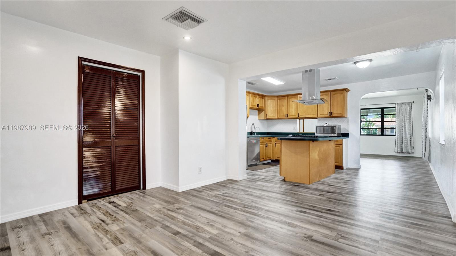 1007 North 31st Road Hollywood, FL 33021 - Photo 18 of 54