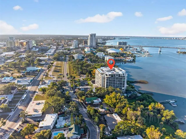 $379,900 | 500 North Osceola Avenue, Unit 410, Clearwater, FL 33755