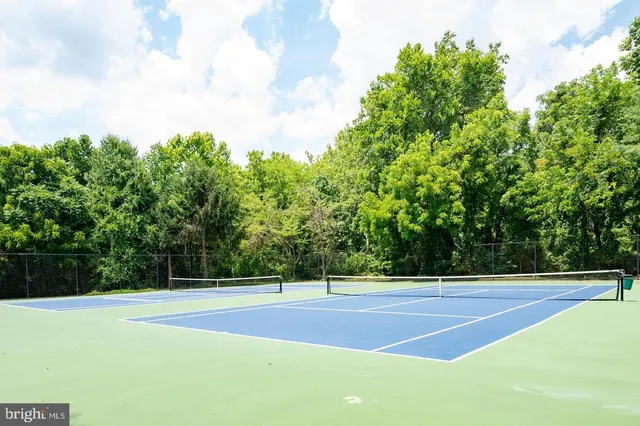 a view of a tennis court