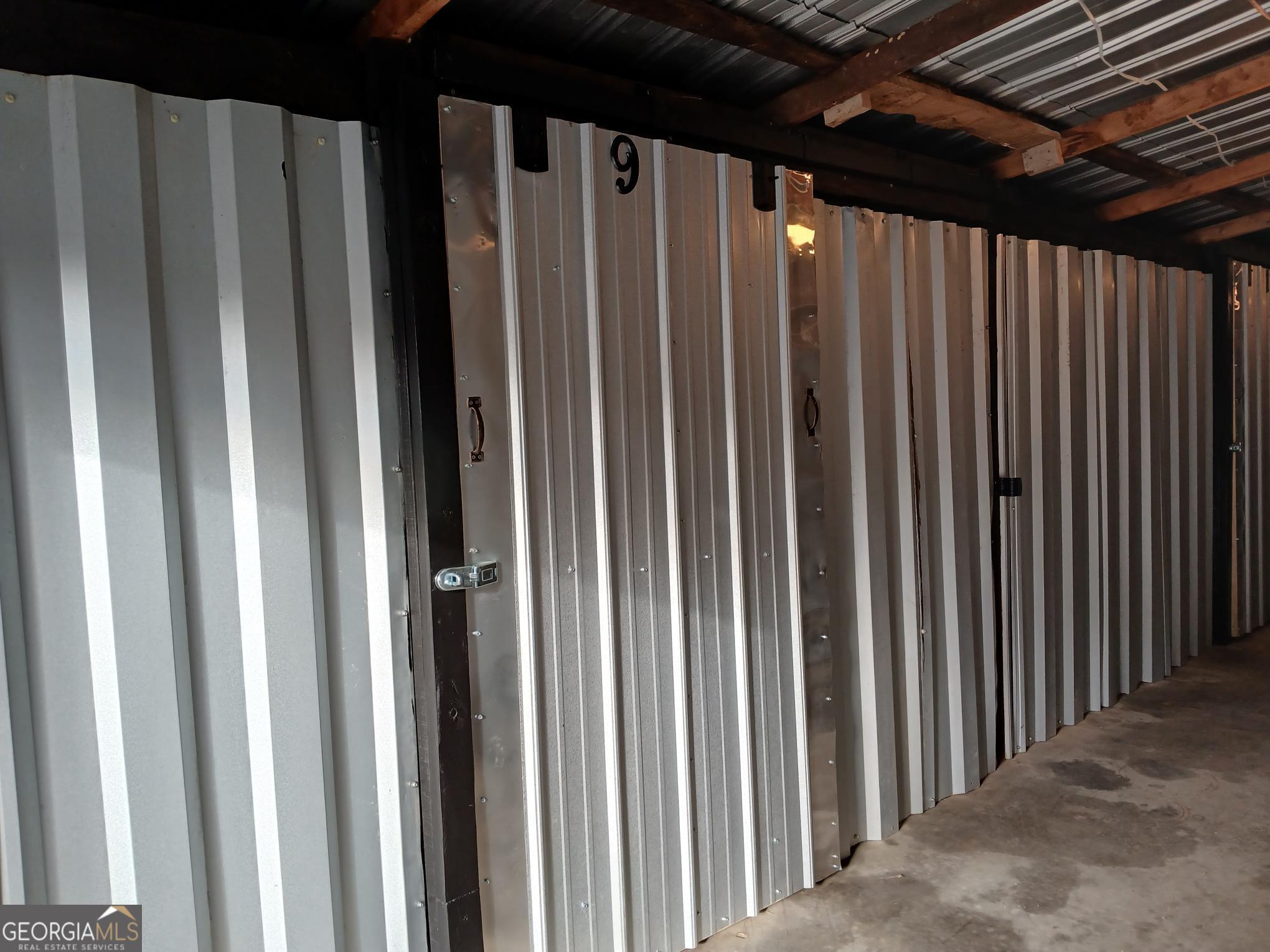 364 Pleasant Valley Road Southeast Silver Creek, GA 30173 - Photo 11 of 18 a view of a glass door