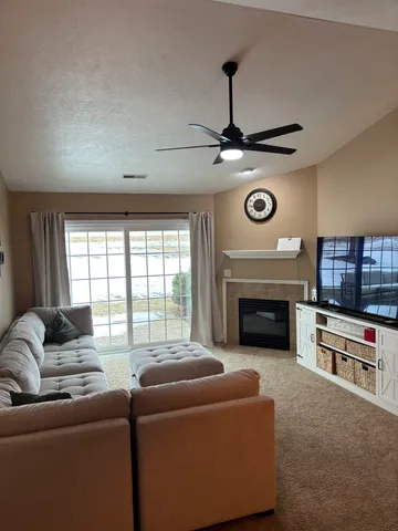 $224,900 | 11870 River Hills Parkway, Rockton, IL 61072