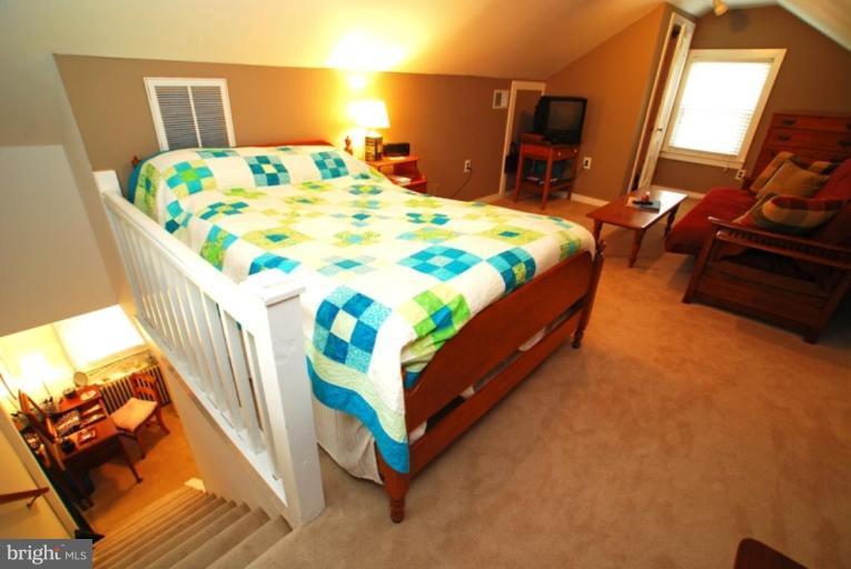 6314 Mt Ridge Road Catonsville, MD 21228 - Photo 6 of 30 Bedroom #3