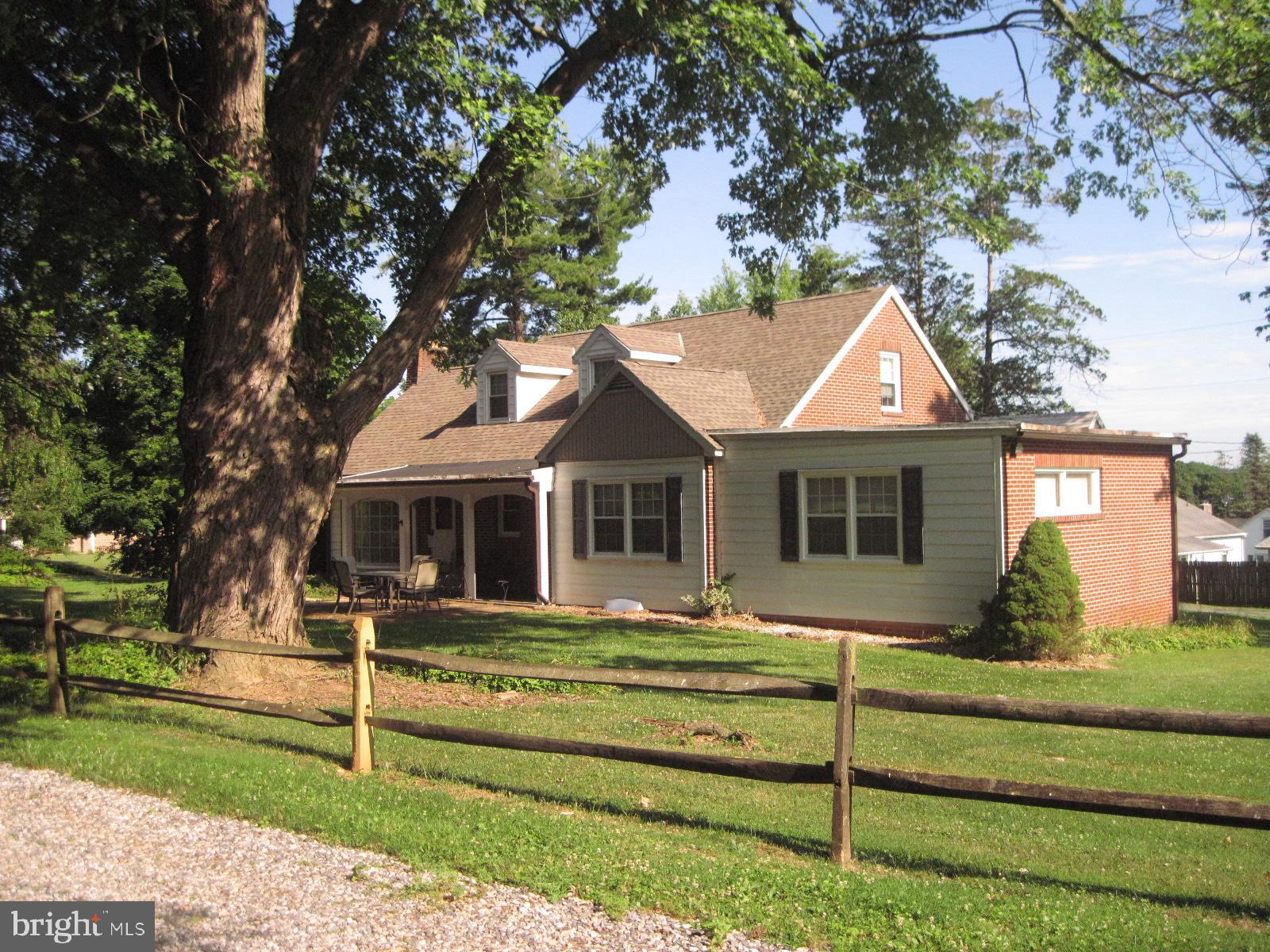 17 York Road Jacobus, PA 17407 - Photo 4 of 74 Gallery Image 4