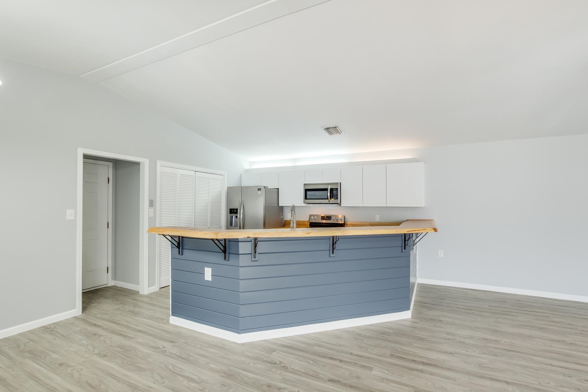 320 West Fort Morgan Road, Unit 101 Gulf Shores, AL 36542 - Photo 6 of 29 Kitchen