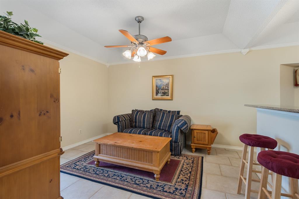2708 Whitby Lane Grapevine, TX 76051 - Photo 9 of 32 a living room with furniture