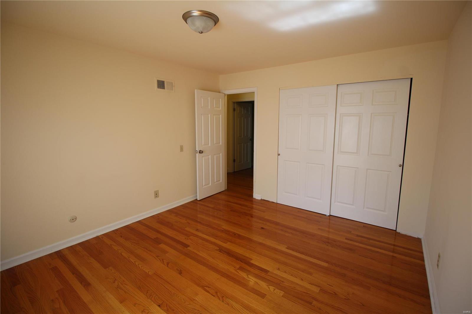 665 North Mosley Road St. Louis, MO 63141 - Photo 11 of 23 Gallery Image 11
