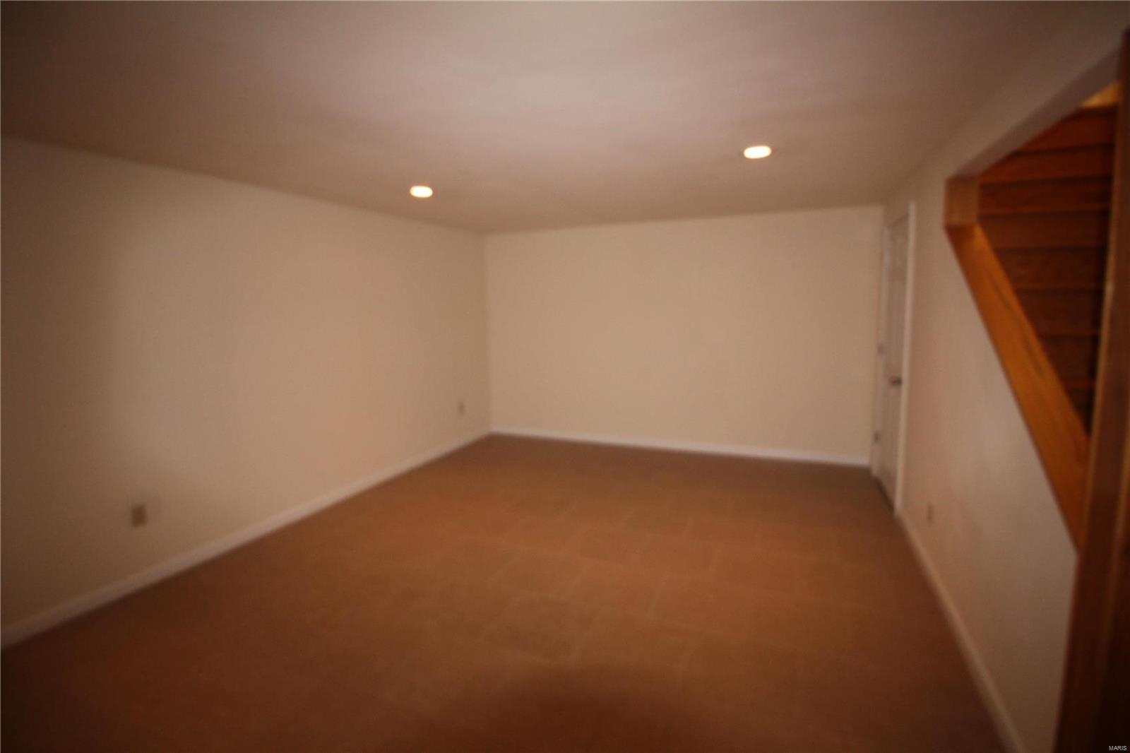 665 North Mosley Road St. Louis, MO 63141 - Photo 14 of 23 Gallery Image 14